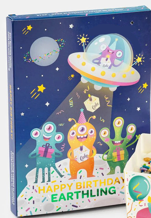 Alien birthday cake card open detail by Lupitas Gift And Party Supplies