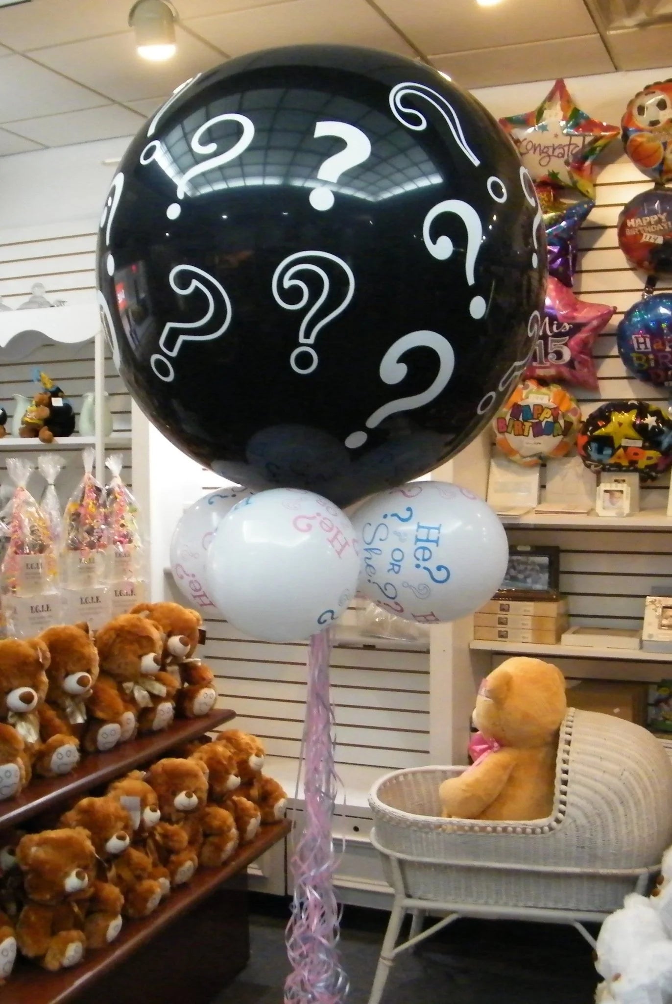 Gender Reveal Exploding Balloon with confetti surprise by Lupitas Gift And Party Supplies